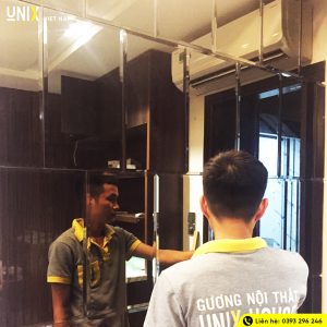 Gương ghép tường màu trà